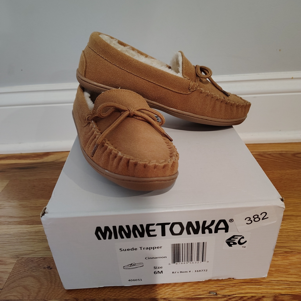 Minnetonka Cinnamon Suede Trapper Moccasins